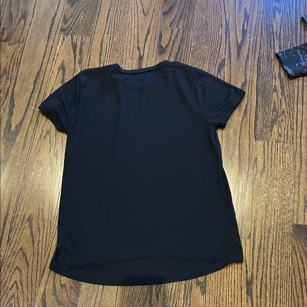 Red Hot Chili Peppers Black Tee with Red Starburst Logo - Picture 3 of 3